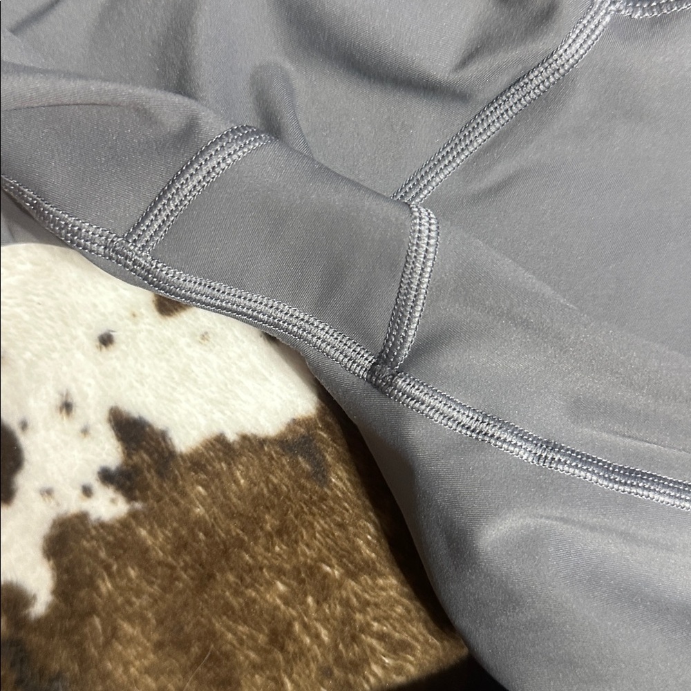 Oner Active Gray Leggings gray unified wrap flared bottom - Picture 3 of 5